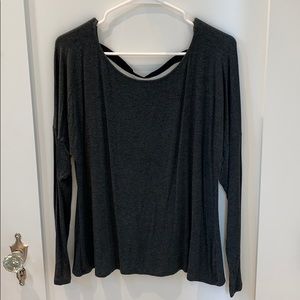 Backless long-sleeve